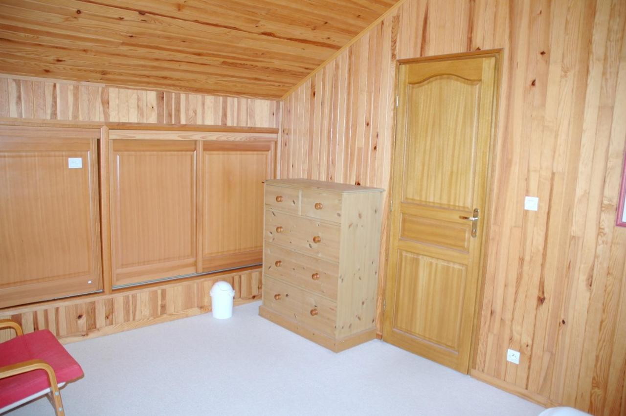 Maison De 2 Chambres Avec Vue Sur Le Lac Piscine Partagee Et Jardin Amenage A Lachapelle Auzac Zewnętrze zdjęcie